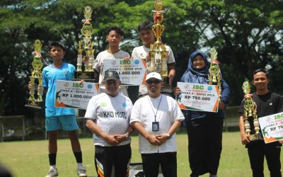 PENUTUPAN TURNAMEN SEPAK BOLA ANTAR SMP SE DIY DALAM RANGKA MILAD SMA MUTU YOGYA